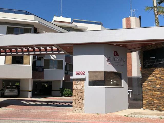 Apartamento Frente A Praia! ฟลอเรียนอโปลิส ภายนอก รูปภาพ